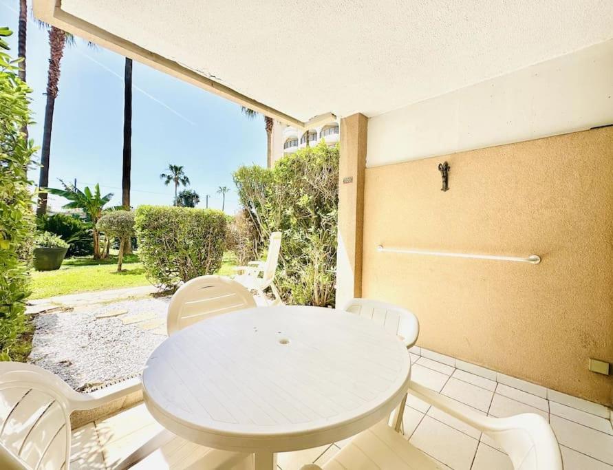 Apartment Front De Mer, 8min Du Palais Des Festivals Cannes